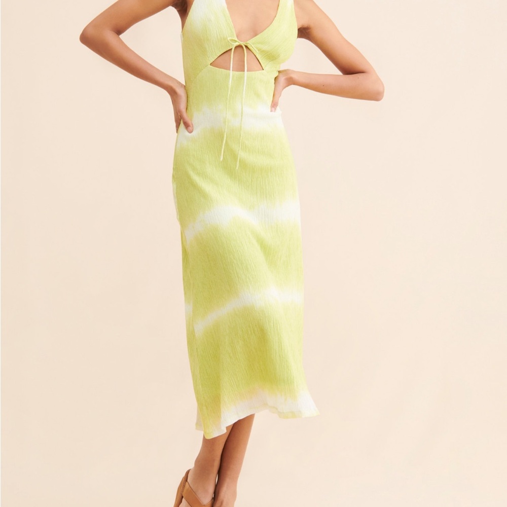 Nova Pleated Midi Dress
